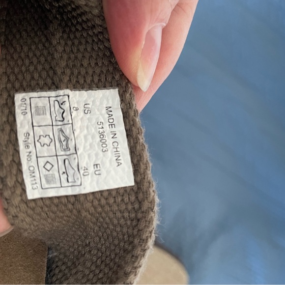 Ocean Minded, unisex’s flip flops, Eco- friendly, vegan, canvas top, size 8 - Picture 2 of 4